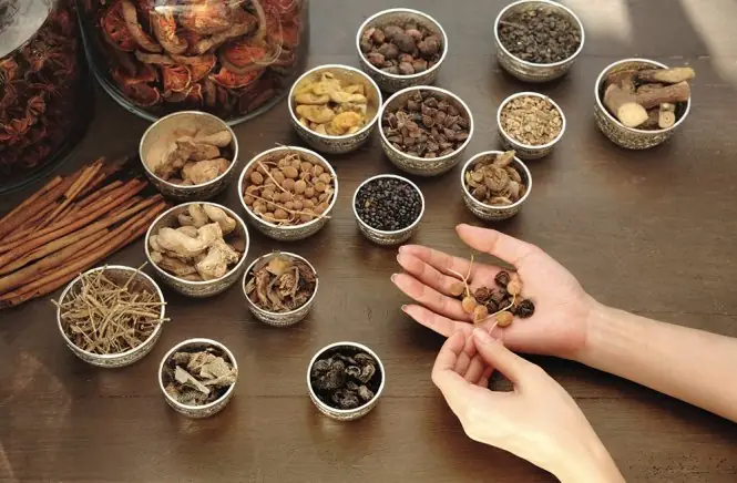 Thang Thuốc Sắc Được Máy Lần? Hướng Dẫn Chuẩn Từ Đông Y