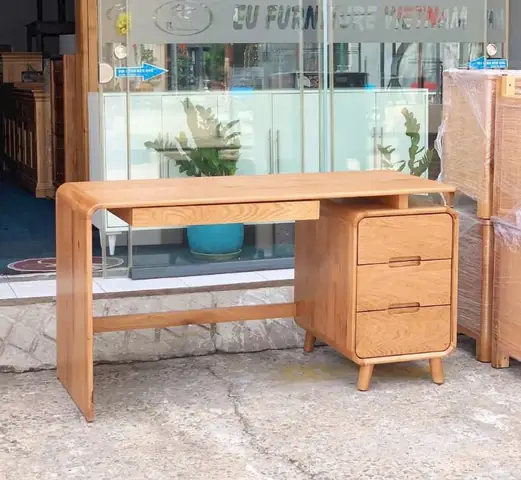 Bàn Làm Việc Gỗ Sồi: Chọn Mẫu Đẹp, Bền & Sang Trọng Cho Mọi Không Gian Bàn Làm Việc Gỗ Sồi: Chọn Mẫu Đẹp, Bền & Sang Trọng Cho Mọi Không Gian