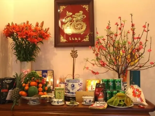 Hướng Dẫn Bao Sái Bàn Thờ Ngày Tết Chi Tiết: Thời Gian, Cách Thực Hiện & Lưu Ý