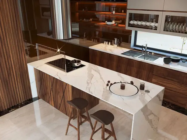 Bếp Kết Hợp Bàn Ăn: Top Mẫu Thiết Kế Hiện Đại, Tiện Nghi & Lựa Chọn Thông Minh