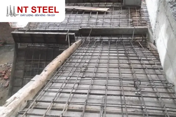 Hướng Dẫn Bố Trí Sắt Cầu Thang Chuẩn Kỹ Thuật Đảm Bảo An Toàn