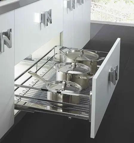 Cách Bố Trí Các Ngăn Tủ Bếp Hợp Lý, Gọn Gàng Và Tiện Nghi