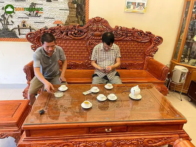 Cách Kê Bàn Ghế Gỗ Phòng Khách Đẹp, Hợp Phong Thủy Mang Lại Tài Lộc