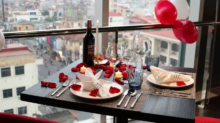 10+ Cách Trang Trí Bàn Ăn Đơn Giản, Đẹp Mắt Như Chuyên Gia