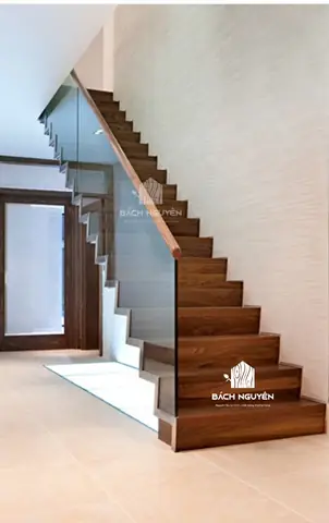 Cầu Thang Gỗ Óc Chó: Báo Giá Thi Công, Đặc Điểm Và Lưu Ý Quan Trọng