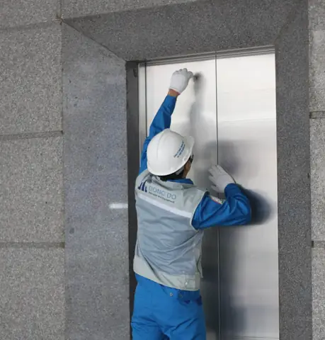 Chìa Khóa Mở Cửa Tầng Thang Máy: Công Dụng, Cấu Tạo Và Lưu Ý Sử Dụng