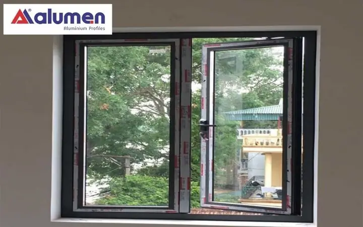 Cửa Sổ Nhà Cấp 4: Chọn Loại Nào Tốt Nhất, Đẹp & Bền Theo Thời Gian (2024) Cửa Sổ Nhà Cấp 4: Chọn Loại Nào Tốt Nhất, Đẹp & Bền Theo Thời Gian (2024)