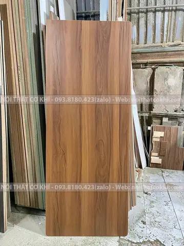 Mặt Bàn Gỗ Công Nghiệp: Chất Liệu, Ưu Điểm Và Lưu Ý Khi Chọn Mua