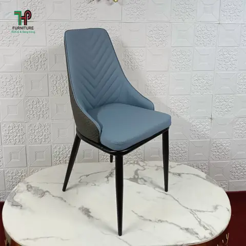 Ghế Bàn Ăn Bọc Nệm: Chọn Lựa Chất Lượng, Đẹp Mắt Cho Không Gian Nhà Bạn