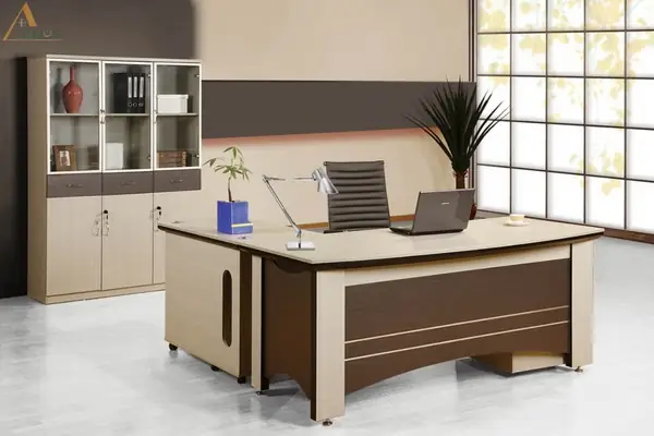 Chọn Hướng Bàn Làm Việc Theo Tuổi: Bí Quyết Tăng Tài Lộc, Sự Nghiệp & May Mắn