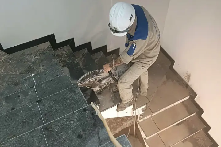 Làm Cầu Thang Máy: Giải Pháp Cải Tạo Và Lắp Đặt Chi Tiết