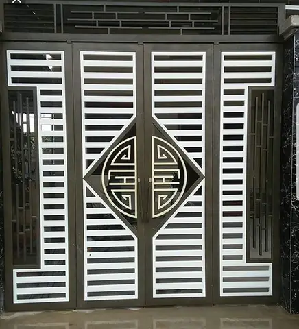 Top 101+ Mẫu Cửa Sắt 4 Cánh Đẹp, Hiện Đại & Báo Giá Mới Nhất 2024 Top 101+ Mẫu Cửa Sắt 4 Cánh Đẹp, Hiện Đại & Báo Giá Mới Nhất 2024
