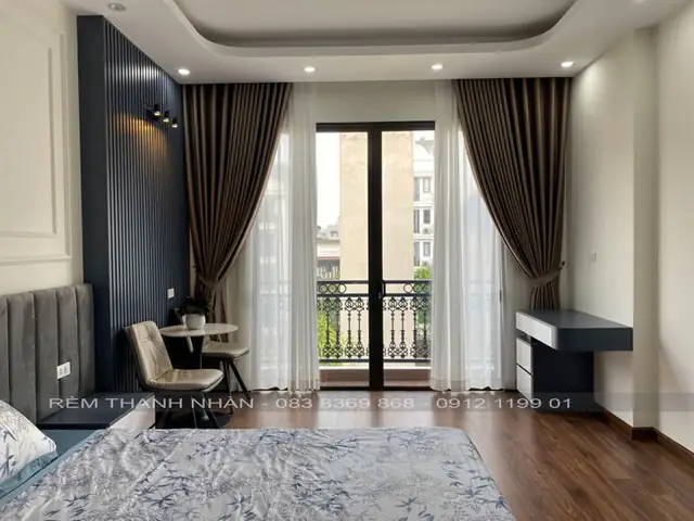 Mẫu Rèm Cửa Phòng Ngủ: Chọn Kiểu Dáng, Chống Nắng & Trang Trí Đẹp