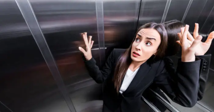 Giải Mã Giấc Mơ Thang Máy: Ý Nghĩa, Điềm Báo & Lời Khuyên Giải Mã Giấc Mơ Thang Máy: Ý Nghĩa, Điềm Báo & Lời Khuyên