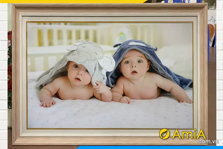 Mua Tranh Em Bé Treo Tường: Mẫu Đẹp, Giá Tốt & Ý Nghĩa Trang Trí Phòng