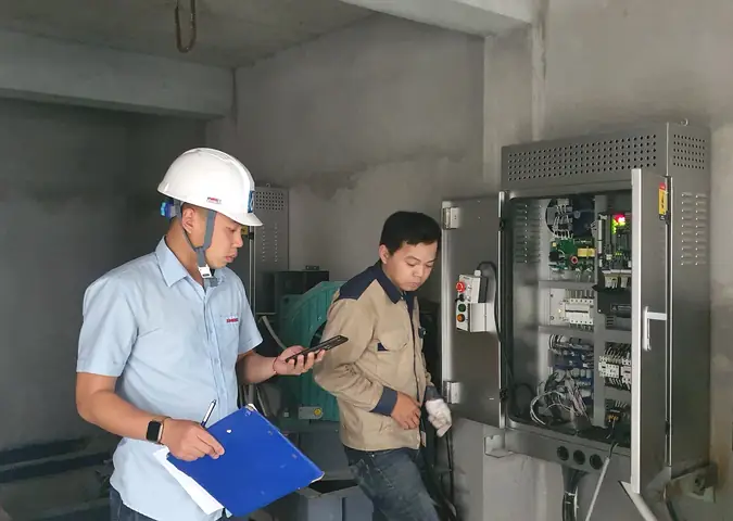 Tiêu Chuẩn & Quy Trình Nghiệm Thu Thang Máy: Hướng Dẫn Chi Tiết Cho Chủ Đầu Tư