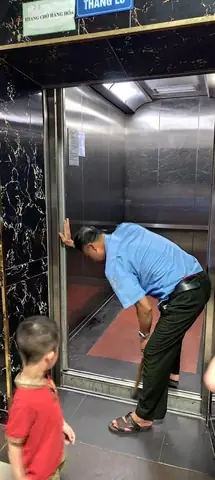 Sự Cố Thang Máy Chung Cư: Nguyên Nhân, Cách Ứng Phó & Nâng Cao An Toàn