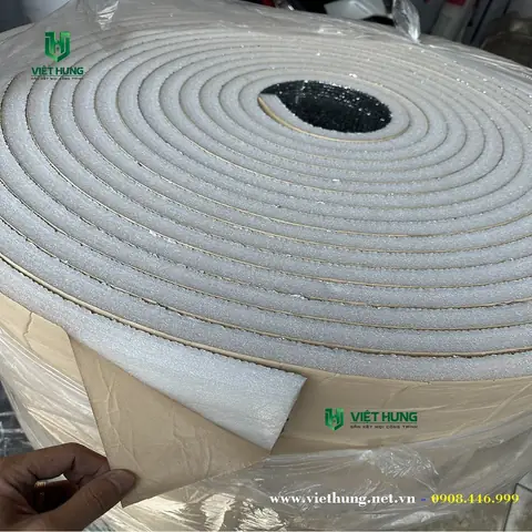 Tấm Cách Nhiệt Có Keo: Hướng Dẫn Chọn Mua & Ứng Dụng Phổ Biến
