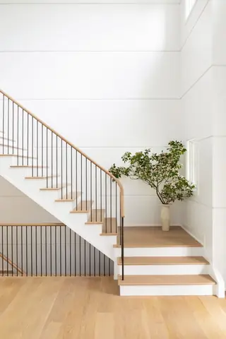 Tay Vịn Cầu Thang Gỗ Sồi: Báo Giá, Mẫu Đẹp & Lưu Ý Chọn Lựa Tay Vịn Cầu Thang Gỗ Sồi: Báo Giá, Mẫu Đẹp & Lưu Ý Chọn Lựa