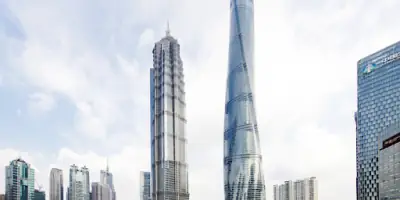 Top 10 Thang Máy Chạy Nhanh Nhất Thế Giới: Kỷ Lục Tốc Độ Cập Nhật Nhất