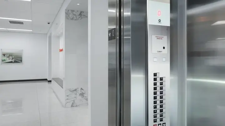 Thang Máy Schindler: Nguồn Gốc Thụy Sĩ & Chất Lượng Vượt Trội