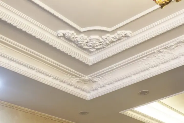 Hướng Dẫn Thi Công Phào Chỉ Thạch Cao: Quy Trình, Mẹo & Báo Giá