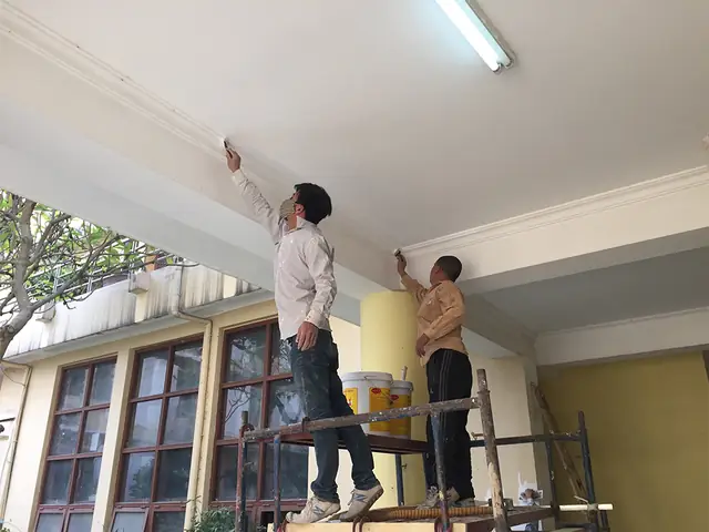 Thợ Vá Trần Thạch Cao Tphcm: Dịch Vụ Chuyên Nghiệp, Giá Tốt