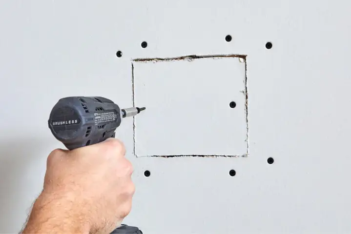 Tường Thạch Cao Có Khoan Được Không? Hướng Dẫn Kỹ Thuật Khoan An Toàn