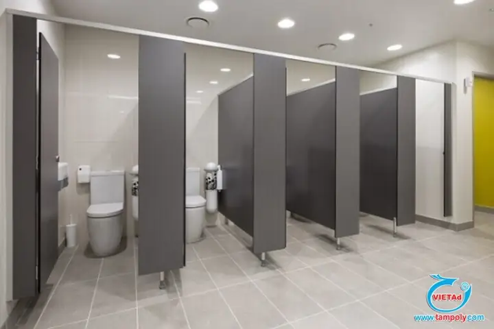 Vách Ngăn Nhà Vệ Sinh Chống Nước: Tiêu Chuẩn Lựa Chọn & Top Vật Liệu Tốt Nhất