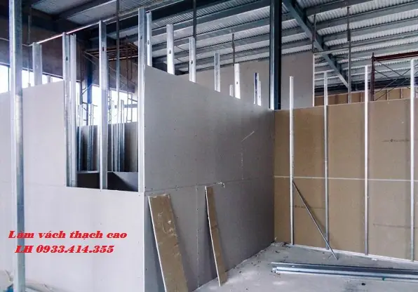 Báo Giá Vách Ngăn Phòng Thạch Cao Giá Rẻ: Thi Công Trọn Gói & Lựa Chọn Tối Ưu